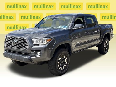 Used 2020 Toyota Tacoma TRD Off-Road image 12