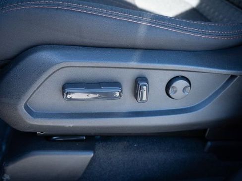 Used 2025 Honda Pilot Sport image 17