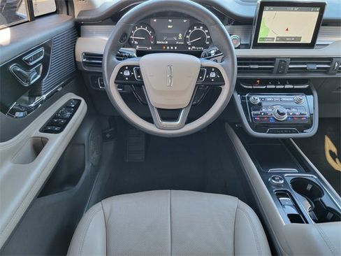 Certified 2022 Lincoln Corsair AWD w/ Premium Package image 31