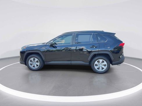 Certified 2019 Toyota RAV4 LE FWD image 5