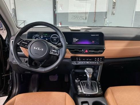 Used 2024 Kia Seltos SX image 12