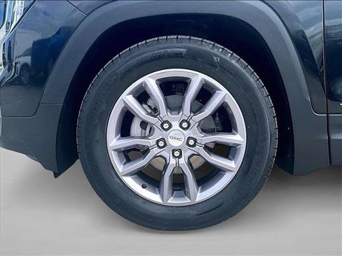 Used 2023 GMC Terrain SLT FWD image 10