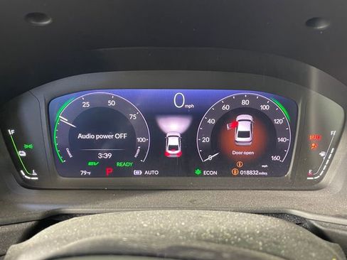 Used 2023 Honda Accord Touring image 5