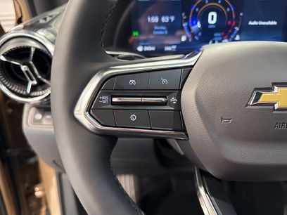 New 2027 Chevrolet Equinox LT w/ LPO, Floor Liner Package