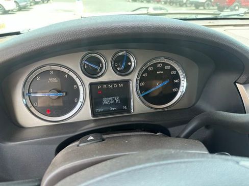 Used 2011 Cadillac Escalade ESV Luxury AWD/4WD image 9