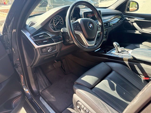 Used 2018 BMW X5 xDrive35i w/ Driving Assistance Package AWD/4WD image 16