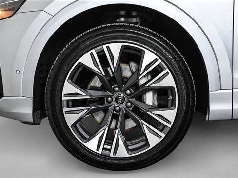 Certified 2025 Audi Q8 Premium Plus w/ Premium Plus Package image 25