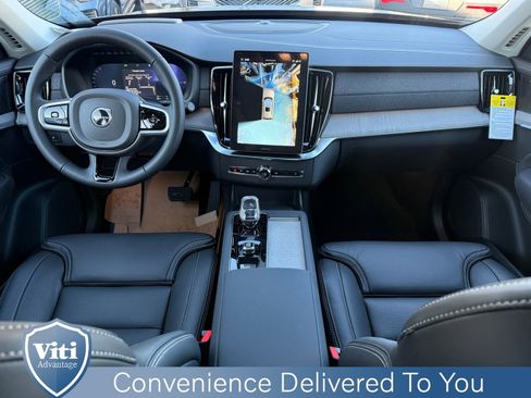 New 2026 Volvo XC90 T8 Ultra w/ Protection Package Premier image 2