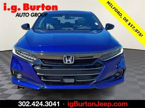 Used 2021 Honda Accord Sport image 2