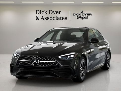 Used 2025 Mercedes-Benz C 300 Sedan image 31