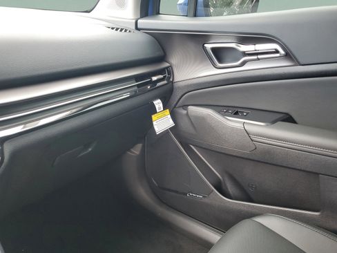New 2026 Kia Sportage SX FWD image 19