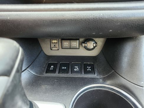 Used 2018 Toyota Highlander SE AWD/4WD image 10
