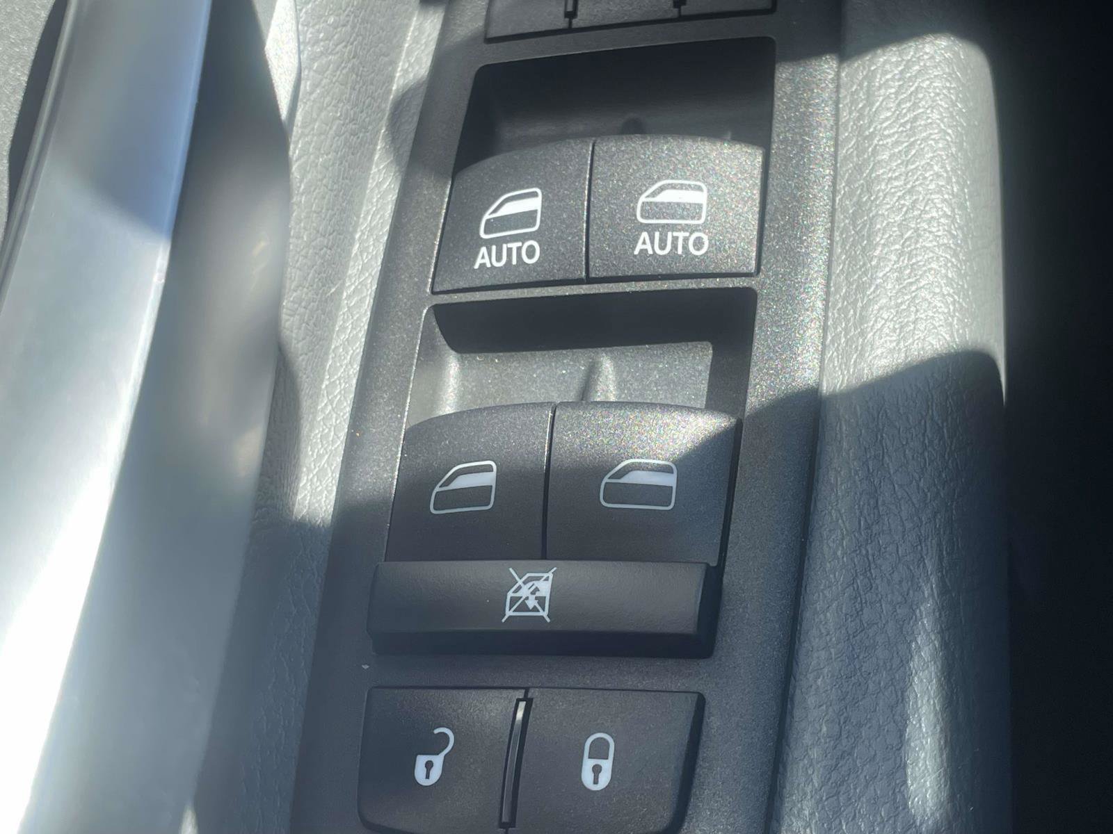 Used 2022 RAM 1500 Big Horn AWD/4WD image 9