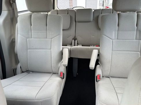 Used 2012 Dodge Grand Caravan SXT FWD image 13