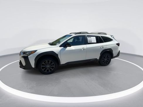 Certified 2023 Subaru Outback Onyx Edition XT AWD/4WD image 4