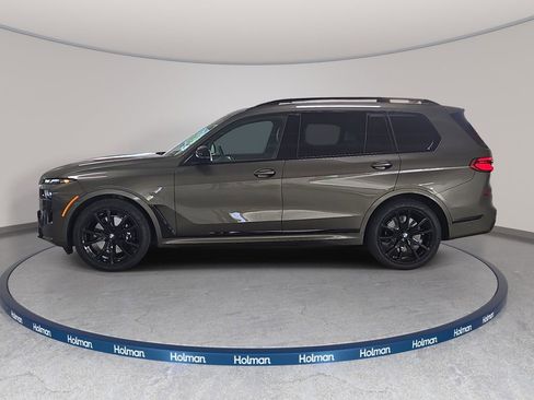 Used 2026 BMW X7 M60i w/ Executive Package AWD/4WD image 11