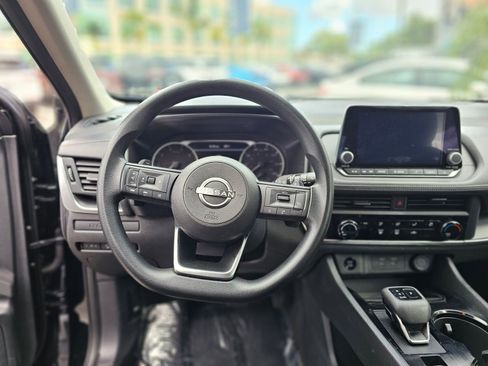 Used 2024 Nissan Rogue S FWD image 20