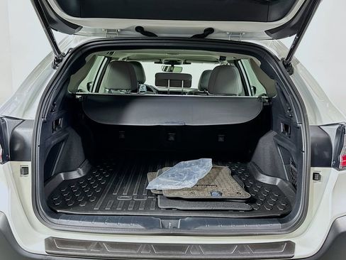 Used 2025 Subaru Outback Premium w/ Popular Package #1 image 16