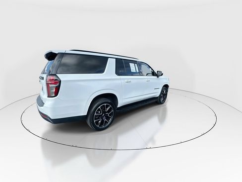 Used 2023 Chevrolet Suburban RST AWD/4WD image 8