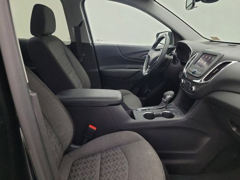 Used 2024 Chevrolet Equinox LT image 21