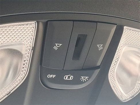 Used 2023 RAM 3500 Tradesman w/ Chrome Appearance Group image 29