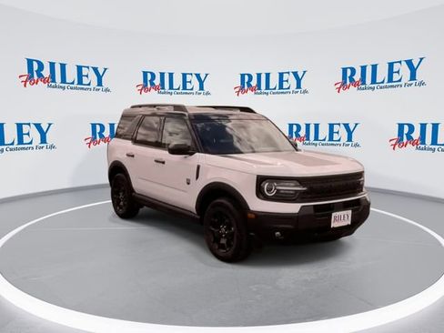 Certified 2025 Ford Bronco Sport Big Bend w/ Convenience Package AWD/4WD image 2