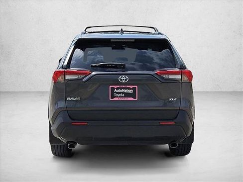 Used 2023 Toyota RAV4 XLE Premium FWD image 7
