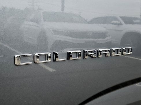 Used 2021 Chevrolet Colorado ZR2 image 30