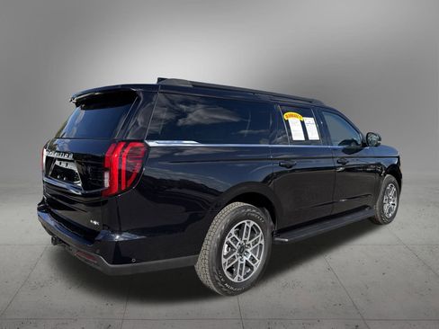 Used 2025 Ford Expedition Max Active image 4