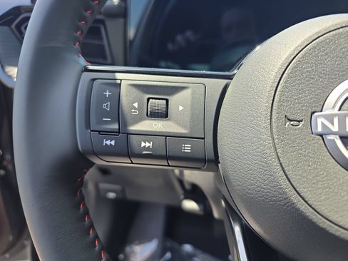 New 2026 Nissan Kicks SR FWD image 16