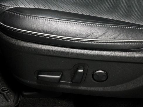 Used 2022 Hyundai Santa Fe SEL w/ Convenience + Premium Package FWD image 25
