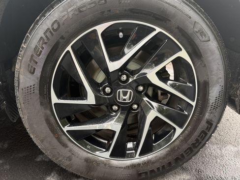 Used 2016 Honda CR-V SE image 16