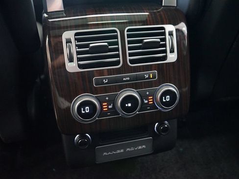 Used 2017 Land Rover Range Rover Supercharged AWD/4WD image 16