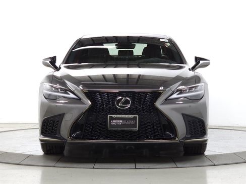 Used 2023 Lexus LS 500 F Sport w/ Accessory Package (Z2) image 2