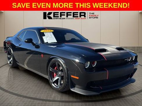 Used 2019 Dodge Challenger SRT Hellcat image 7