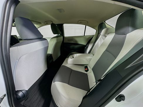 Used 2025 Toyota Corolla LE image 25