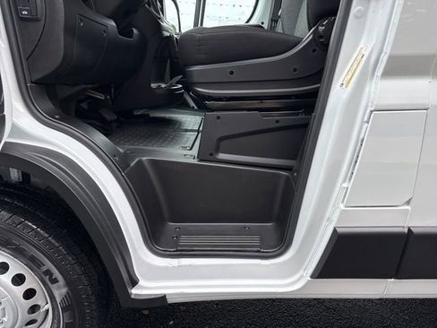 New 2026 RAM ProMaster 1500 w/ Convenience Group image 10