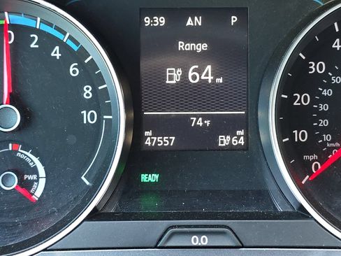 Used 2015 Volkswagen e-Golf SEL Premium FWD image 24