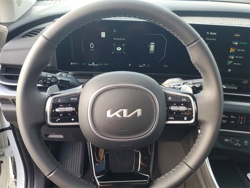 New 2026 Kia Carnival SX image 18