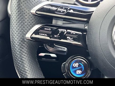 Used 2024 Mercedes-Benz GLC 43 AMG 4MATIC image 31