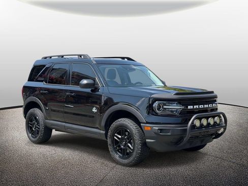 Used 2023 Ford Bronco Sport Outer Banks w/ Tech Package AWD/4WD image 1
