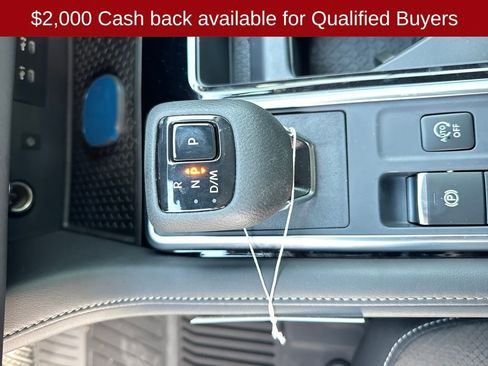 New 2026 Nissan Pathfinder SL image 25