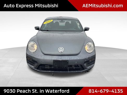 Used 2019 Volkswagen Beetle 2.0T SE FWD image 2