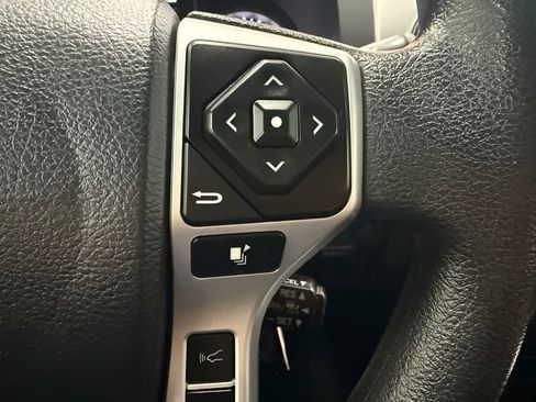 Used 2021 Toyota Tundra SR5 w/ SR5 Upgrade Package image 18