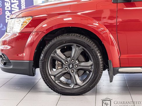 Used 2020 Dodge Journey Crossroad FWD image 7