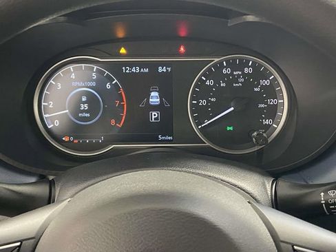 New 2025 Nissan Versa SV w/ Trunk Package image 22