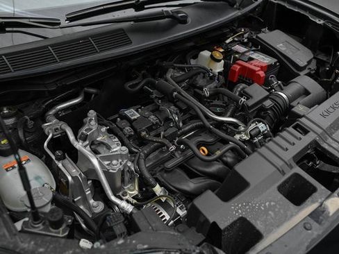 New 2025 Nissan Kicks SR w/ Illumination Package image 28