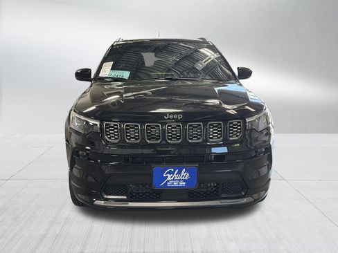 Used 2024 Jeep Compass Limited w/ High Altitude Package AWD/4WD image 2