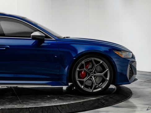 Used 2025 Audi RS 6 performance image 18