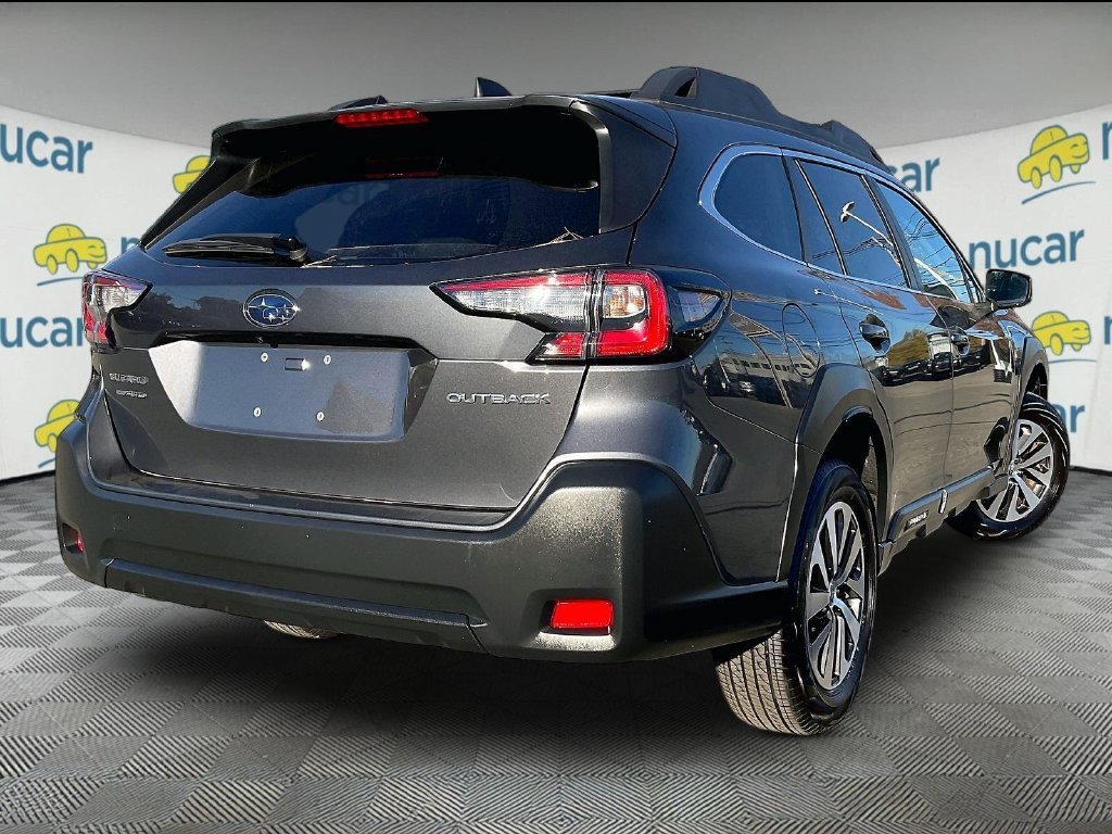 Used 2025 Subaru Outback Premium AWD/4WD image 6
